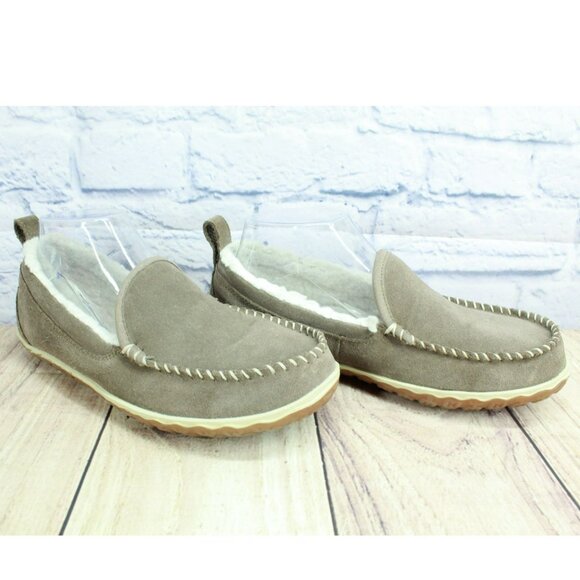 LL Bean Cement Suede Slip On Fleece Lined Mountain Moccasin Slippers Size 7 M - Picture 3 of 9